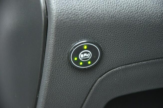 Renault Clio 1.2 73KM + gaz LPG LED Klima Tempomat Opony lato i zima ZADBANY