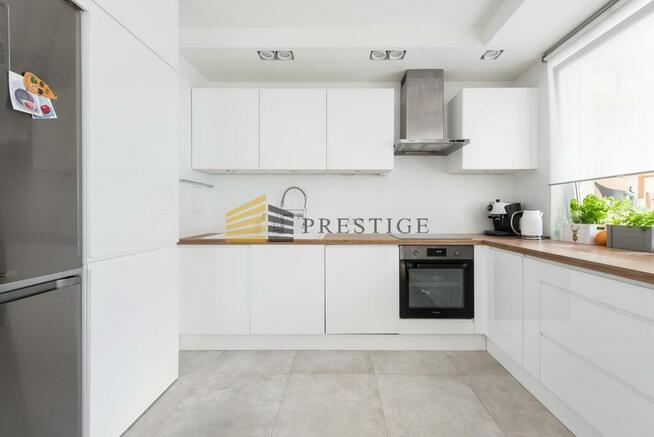 Wyjątkowy apartament , obok Placu Europejskiego