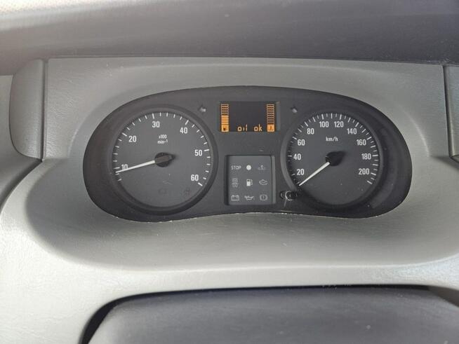 Opel Vivaro Pack klim długi