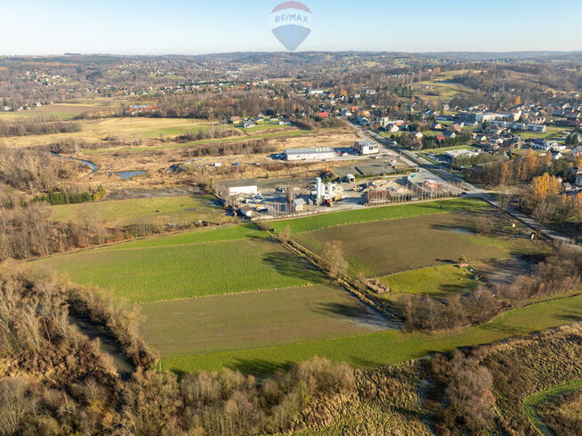 KRZYWACZKA - działka pod usługi przy BDI i S51