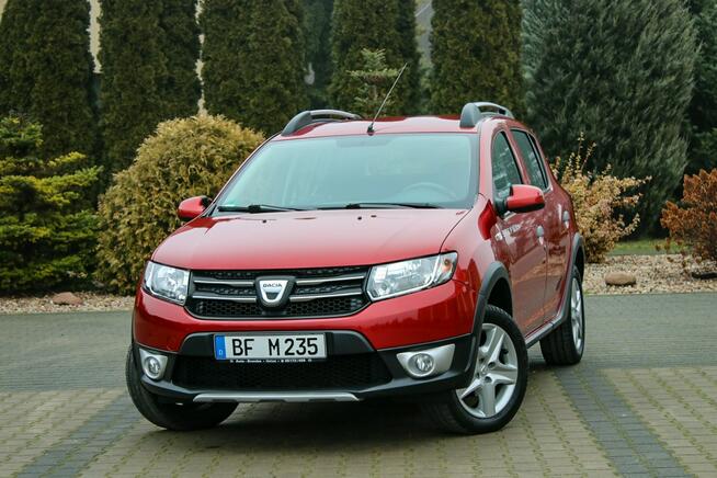 Dacia Sandero Stepway 90KM Nawigacja Tempomat Parktronik Klimatyzacja 1 właściciel