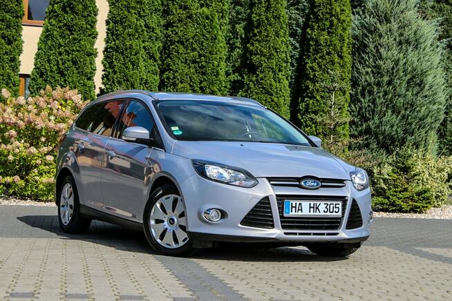 Ford Focus Nawigacja Tempomat Podgrzewane Fotele Podgrzewana Przednia Szyba 140KM