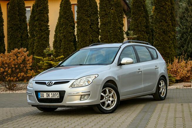 Hyundai i30 143KM GAZ Klimatronik Skóry Podgrzewane Fotele Parktronik Nawigacja