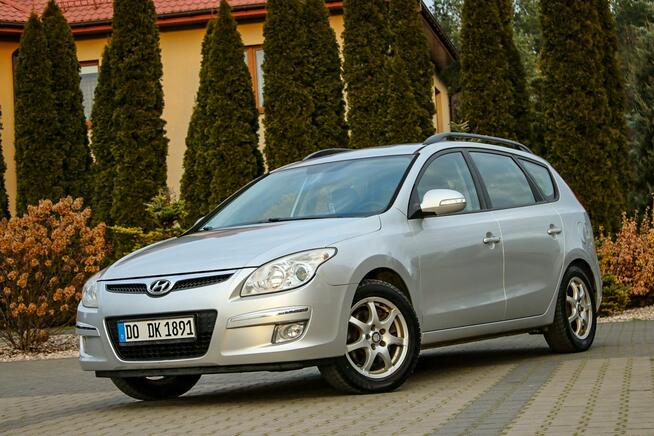 Hyundai i30 143KM GAZ Klimatronik Skóry Podgrzewane Fotele Parktronik Nawigacja