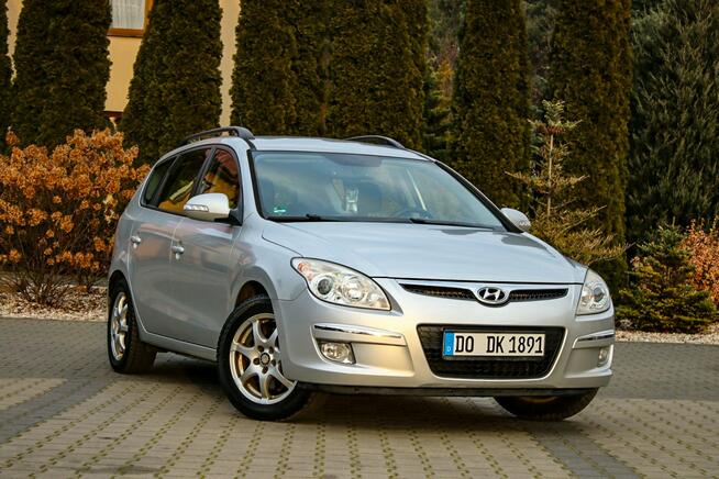 Hyundai i30 143KM GAZ Klimatronik Skóry Podgrzewane Fotele Parktronik Nawigacja