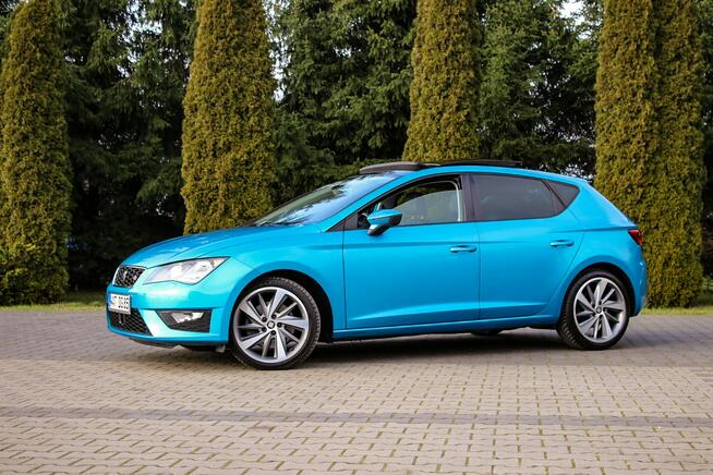 FR 184KM Radar Kamera System Pasa Panorama Navi Pół Skóry SEAT SOUND