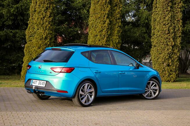 FR 184KM Radar Kamera System Pasa Panorama Navi Pół Skóry SEAT SOUND