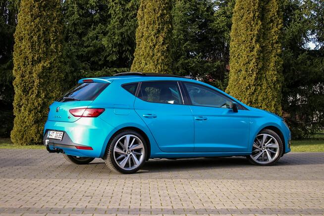 FR 184KM Radar Kamera System Pasa Panorama Navi Pół Skóry SEAT SOUND