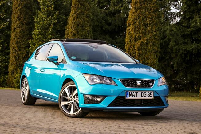 FR 184KM Radar Kamera System Pasa Panorama Navi Pół Skóry SEAT SOUND