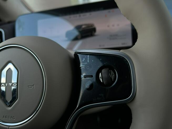 AITO M9 Ultra 6-Seat 4WD HREV 1.5T 365kw Pierwszy Właściciel FV23%
