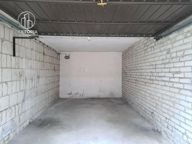 Garaż Białystok Słoneczny Stok, Upalna