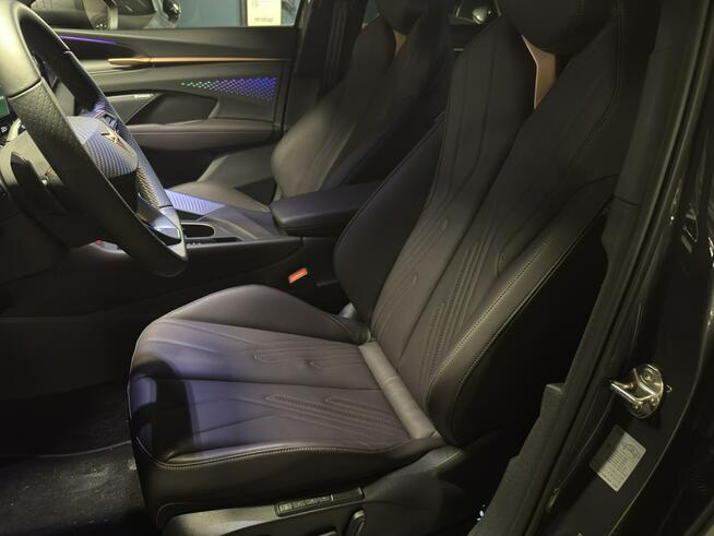 Cupra Studio Kraków - Rocznik 2025!