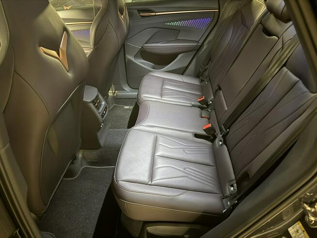 Cupra Studio Kraków - Rocznik 2025!