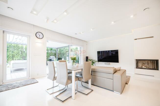 Dom Ślęza gm. Kobierzyce, Akacjowa