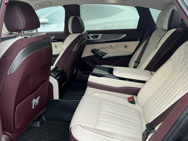 HONGQI H9 2.0T HEV 250KM 180kW Comfort Pierwszy Właściciel FV23%