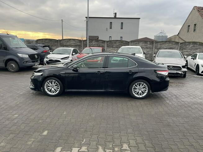 Toyota Camry Automat Hybryda Skóra Klimatronik Kamera Podgrzewanie 218KM