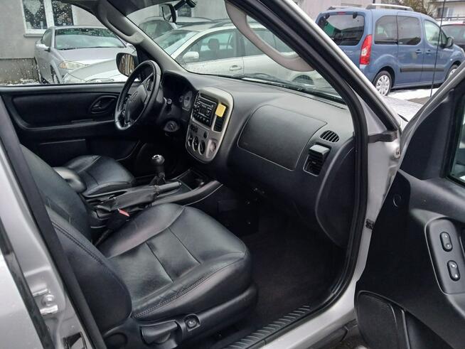 Ford Maverick 2,3i 4X4 SPECJAL alufelgi klima skóry szyberdach relingi stanBDB