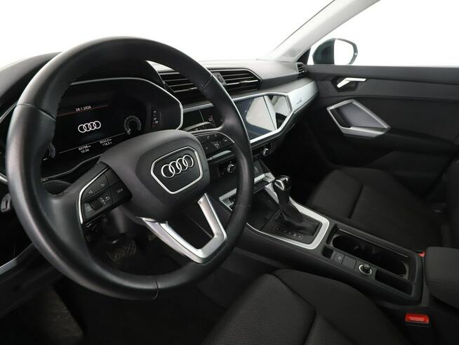 Audi Q3 PHEV automat full LED navi klima auto virtual cocpit grzane fotele