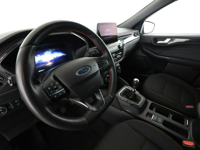 Ford Kuga full LED navi klima auto kamera i czujniki parkowania