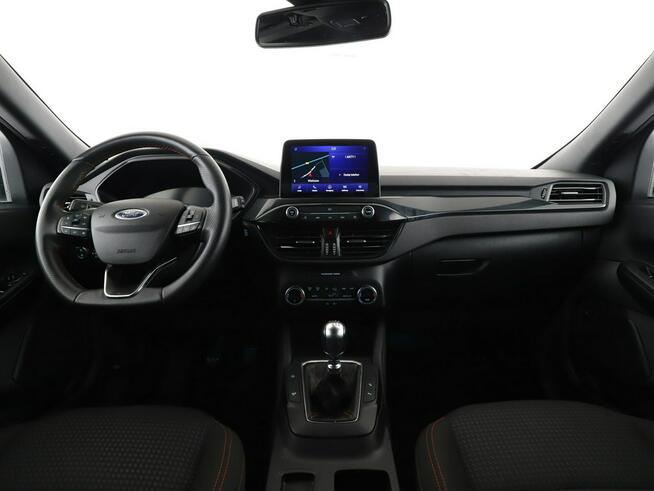 Ford Kuga full LED navi klima auto kamera i czujniki parkowania