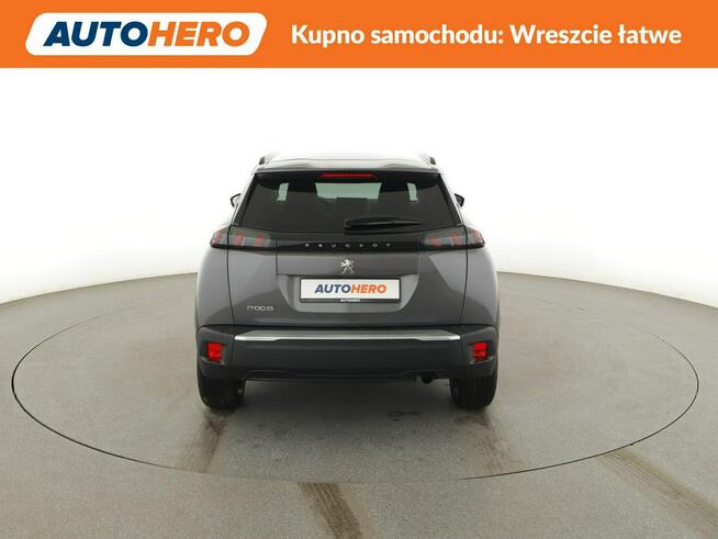 Peugeot 2008 klima auto kamera i czujniki parkowania full LED tempomat