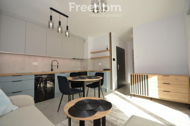 Kawalerka przy Parku Centralnym