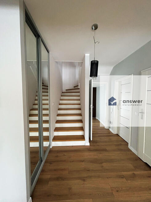 NA SPRZEDAŻ SZEREG ŚRODKOWY Z OGRÓDKIEM - MAŁOMICE