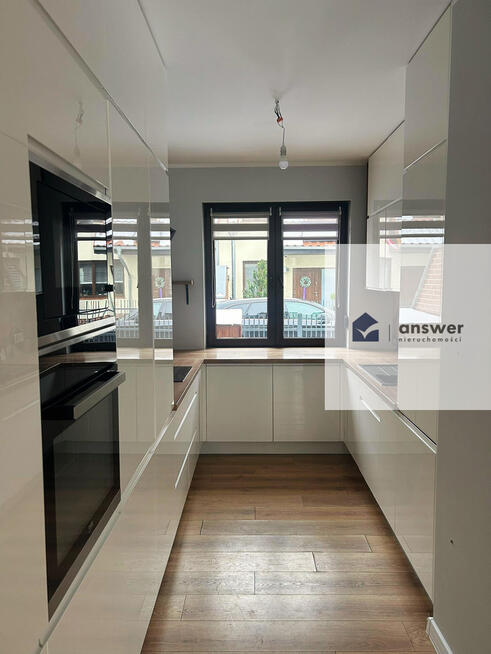 NA SPRZEDAŻ SZEREG ŚRODKOWY Z OGRÓDKIEM - MAŁOMICE