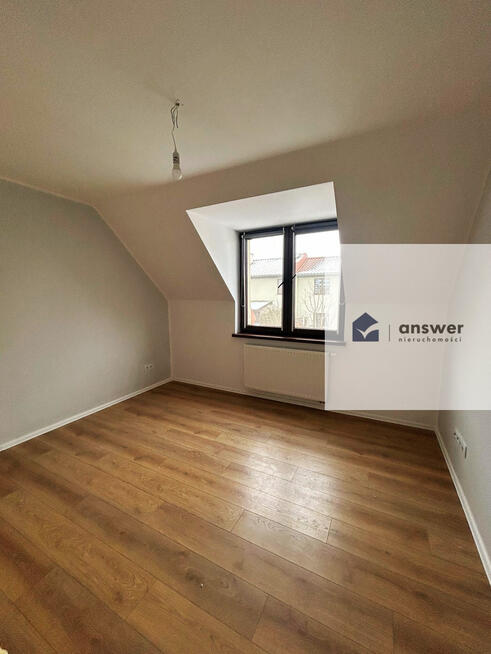 NA SPRZEDAŻ SZEREG ŚRODKOWY Z OGRÓDKIEM - MAŁOMICE