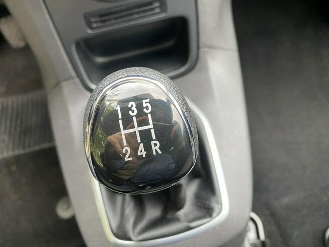 Ford Fiesta Niski oryginalny przebieg !!!