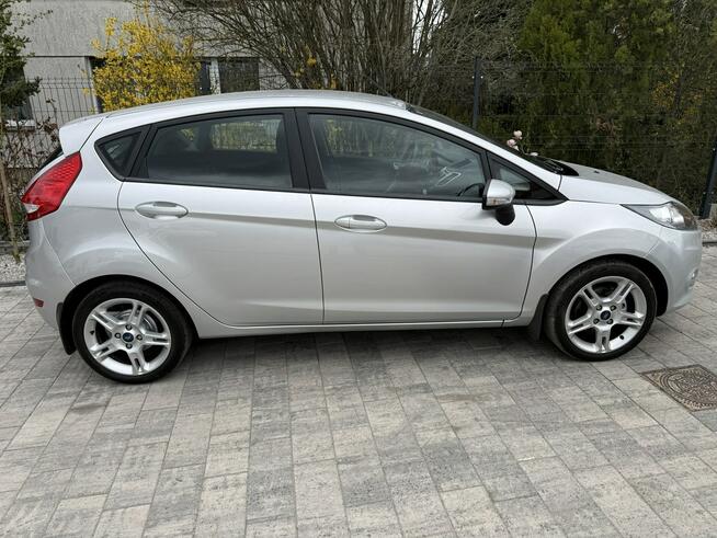 Ford Fiesta jak nowa !!! Niski oryginalny przebieg !!!