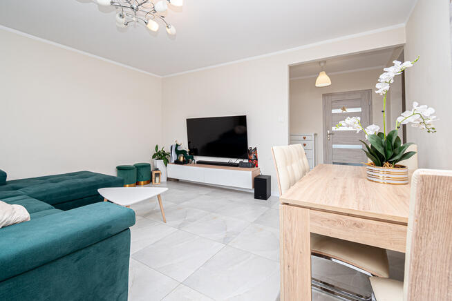 Na sprzedaż mieszkanie 3-pokojowe z dużym balkonem