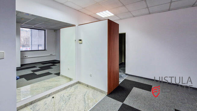 Lokal biurowy z miejscem postojowym | 63 m2