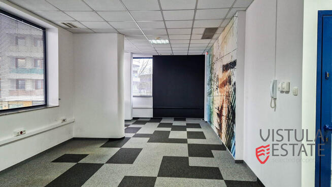 Lokal biurowy z miejscem postojowym | 63 m2