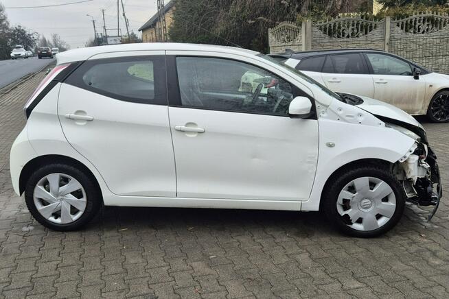 Toyota Aygo 1.0 70KM Klimatyzacja Wspomaganie Radio MP3