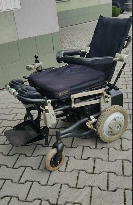 Wuzek inwalidzki elektryczny