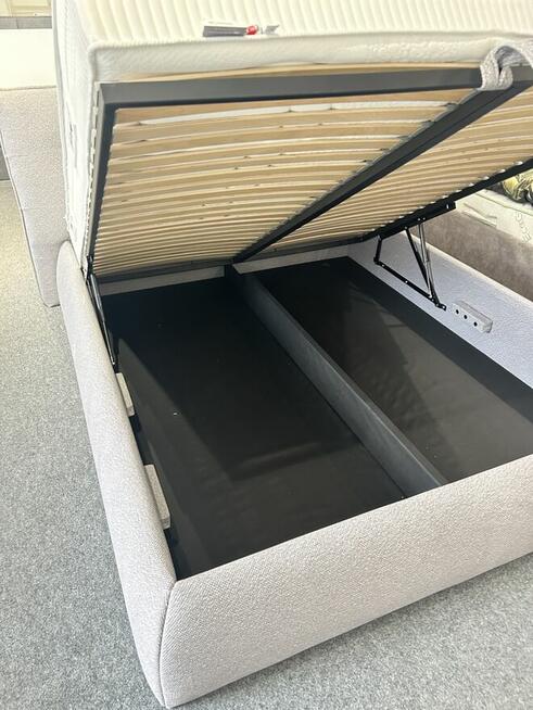 Łóżko tapicerowane 160x200 z pojemnikiem