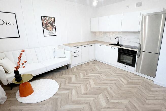 Bezpośrednio, LUX 3 pokoje, blisko METRO!