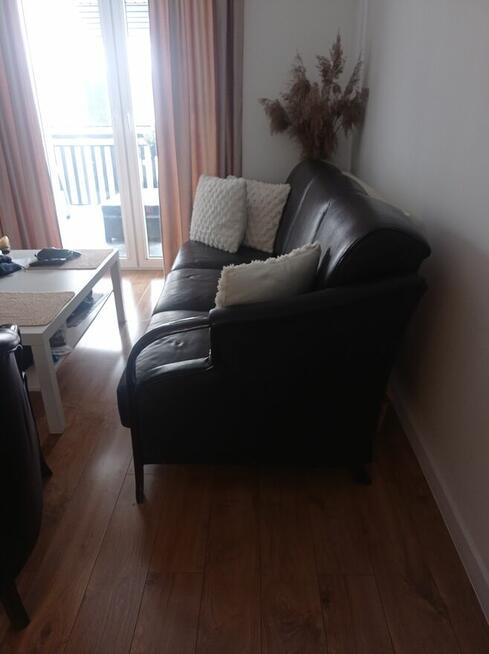 Sprzedam skórzana kanapę z fotelem