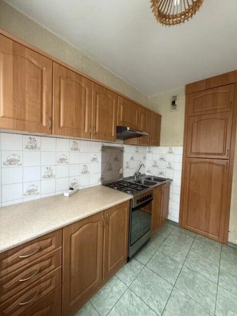 Ustawna kawalerka o powierzchni 33m2, z oddzielną kuchnią