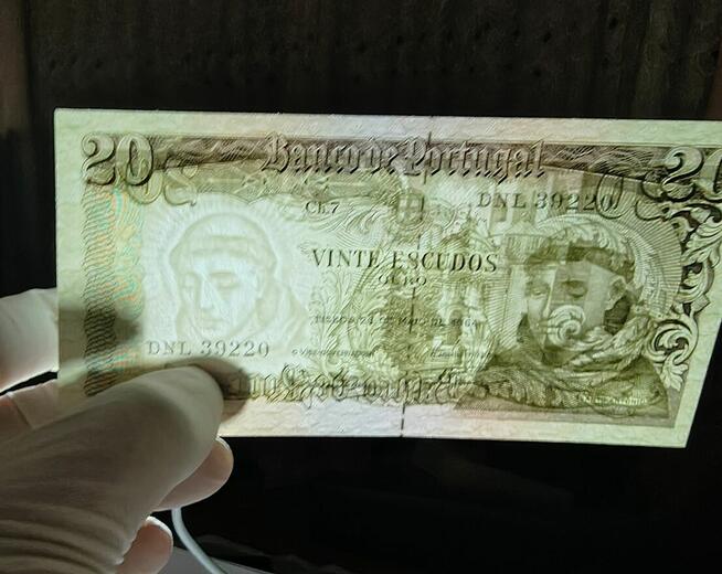 Banknot 20 escudo(Portugalia) z 1964 roku (UNC)