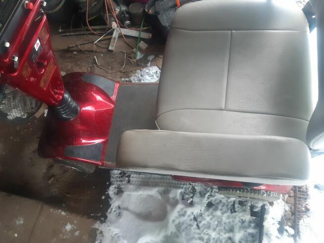 Skuter elektryczny i wózek elektryczny, oraz ręczny inwalidzk