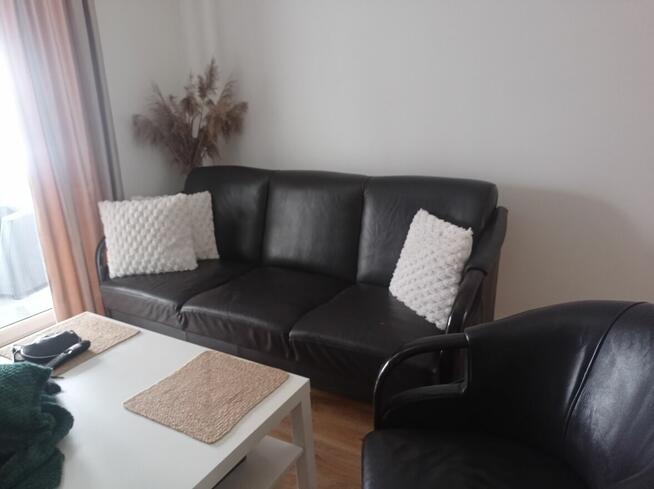 Sprzedam skórzana kanapę z fotelem