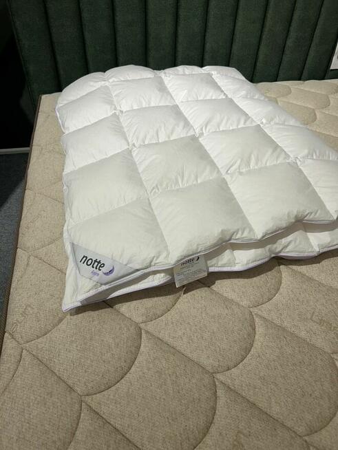 Kołdra z naturalnego puchu gęsiego Notte Amore