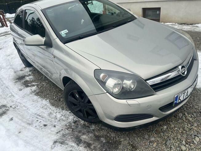 Opel Astra H GTC 1.6 benzyna 2006 + komplet zimówki i letnie