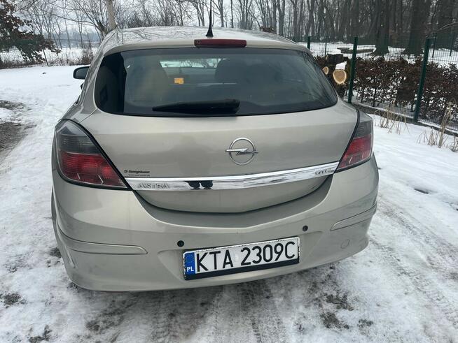 Opel Astra H GTC 1.6 benzyna 2006 + komplet zimówki i letnie