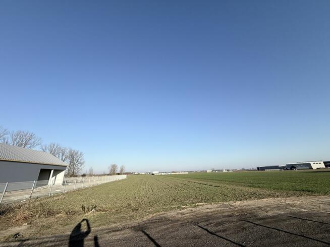 SPRZEDAM - DZIAŁKA BUDOWLANA przy jezdni utwardzonej