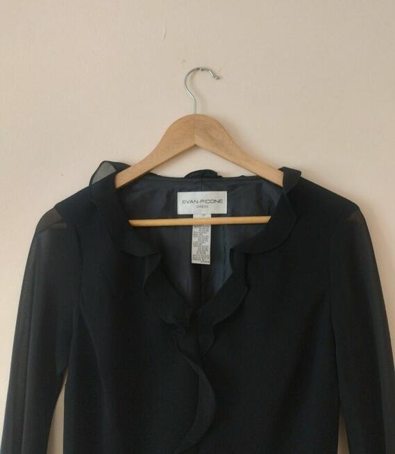 Czarna sukienka z falbanką imprezowa s