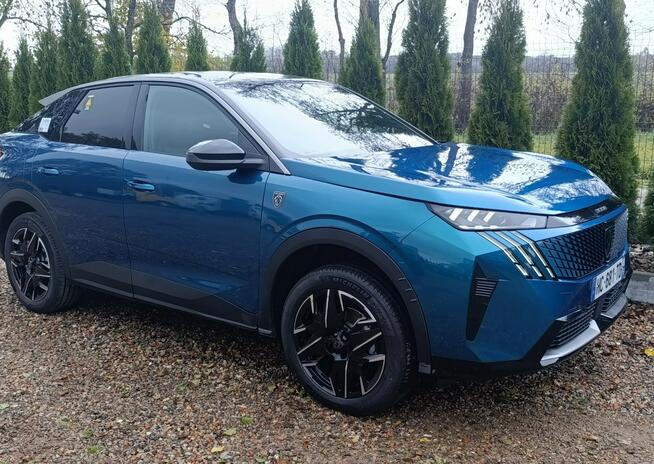 3008 Hybrid 6300km !