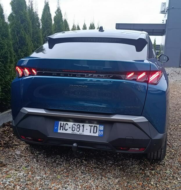 3008 Hybrid 6300km !